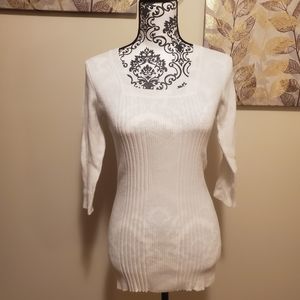 Perfectly white sweater!